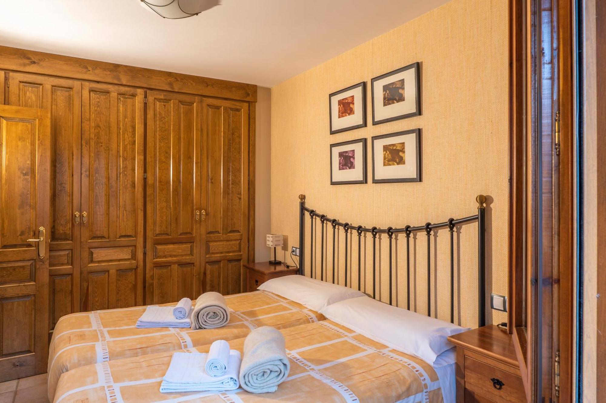 Apartmán La Borda De Marco Gavín Exteriér fotografie